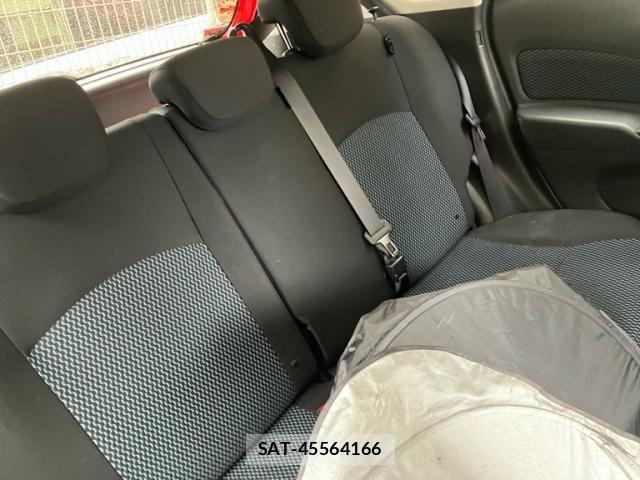 Nissan NOTE 2015-08 7618949-16