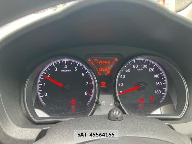 Nissan NOTE 2015-08 7618949-18