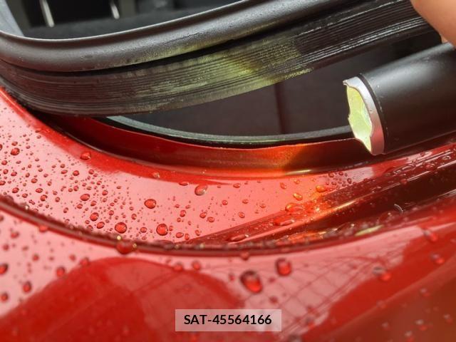 Nissan NOTE 2015-08 7618949-22