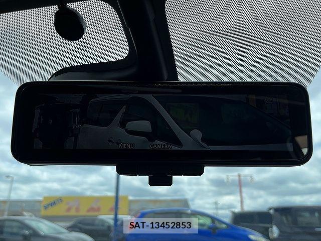 Nissan NOTE 2017-07 7618895-17