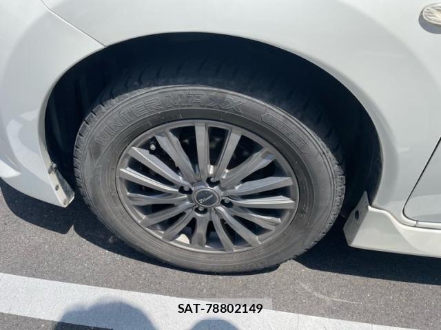 Nissan NOTE 2013-03 7618948-6