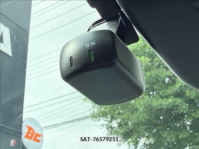 Nissan NOTE 2021-07 7618876-14