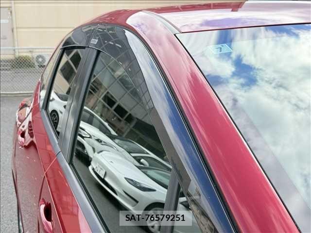 Nissan NOTE 2021-07 7618876-29
