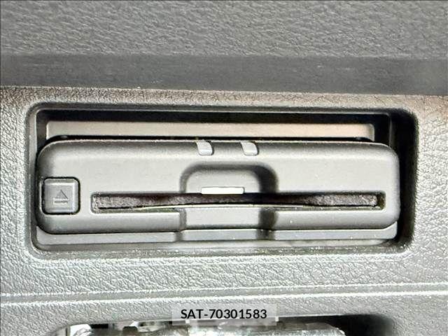 Nissan NOTE 2021-04 7618899-13