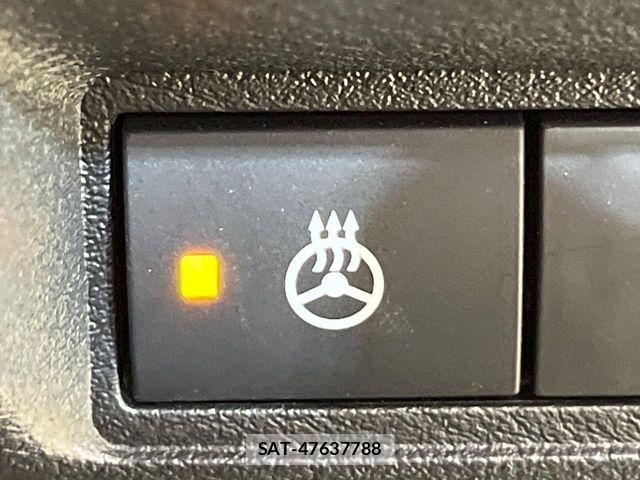 Nissan NOTE 2021-12 7618888-7