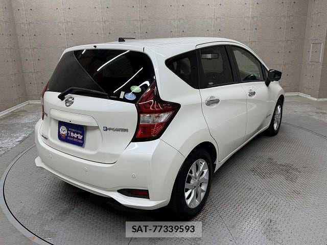 Nissan NOTE 2017-10 7618915-2