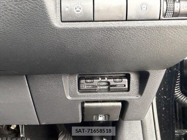 Nissan NOTE 2021-03 7618902-16
