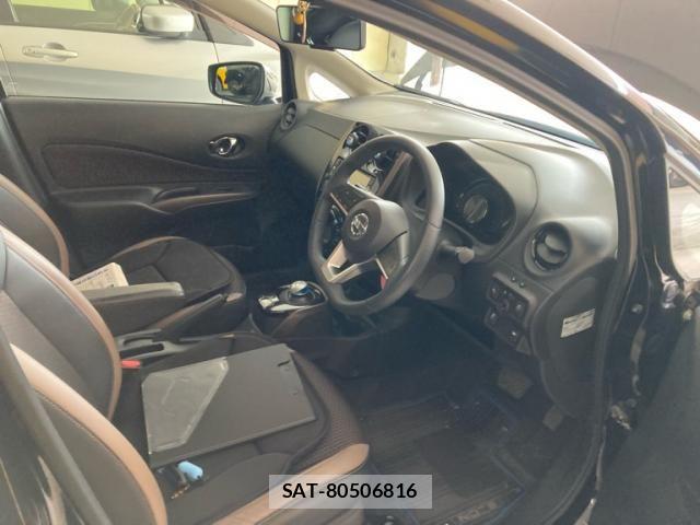 Nissan NOTE 2017-08 7618944-11