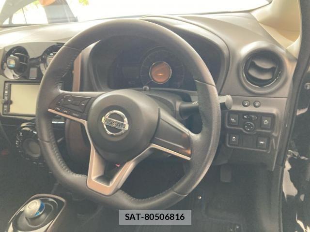 Nissan NOTE 2017-08 7618944-19