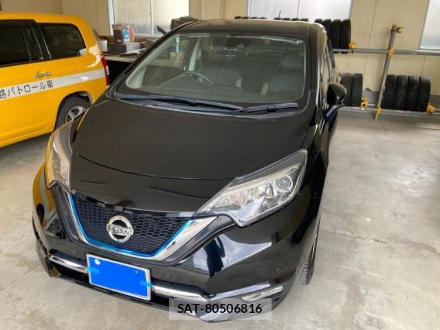 Nissan NOTE 2017-08 7618944-2