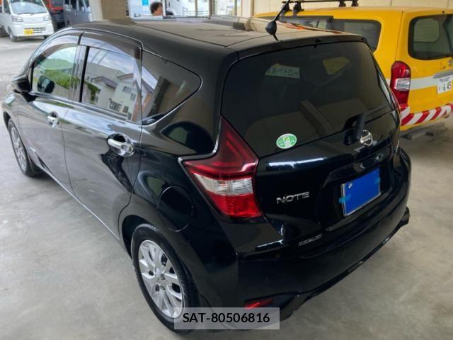 Nissan NOTE 2017-08 7618944-3