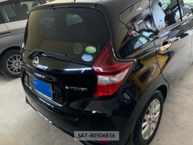 Nissan NOTE 2017-08 7618944-4