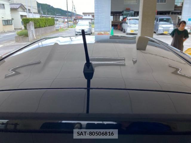 Nissan NOTE 2017-08 7618944-5