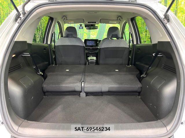 Nissan NOTE 2022-01 7618896-9