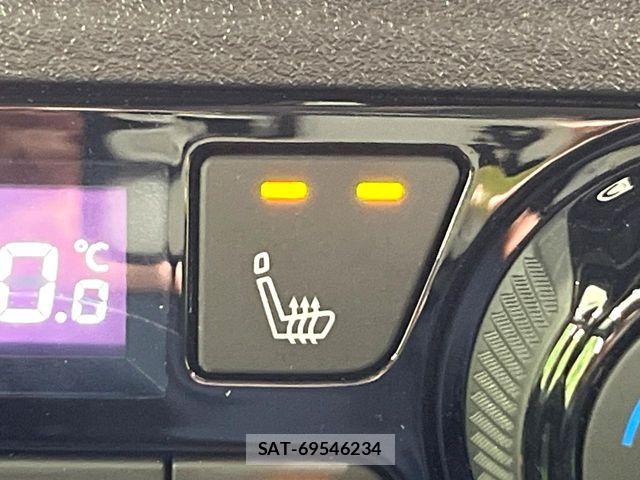 Nissan NOTE 2022-01 7618896-5