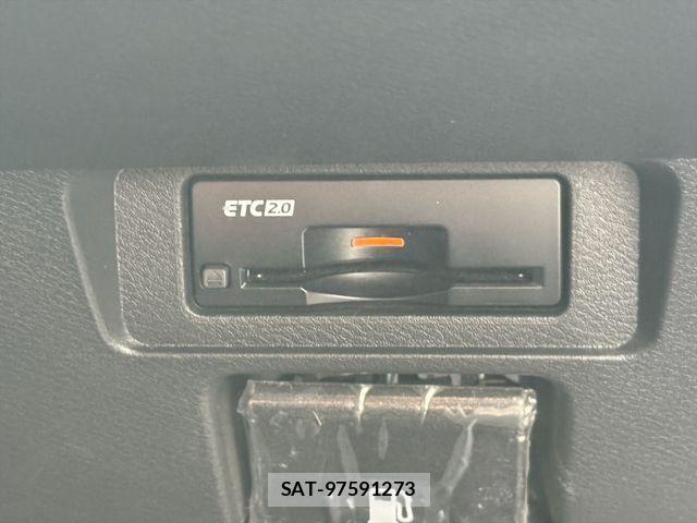 Nissan NOTE 2021-05 7618906-25