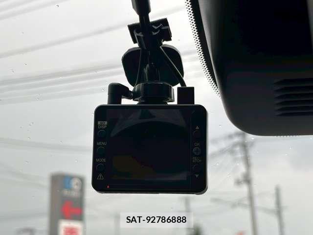 Nissan NOTE 2021-01 7618877-3