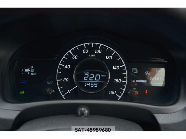 Nissan NOTE 2017-06 7618938-9