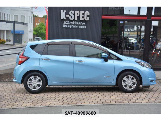 Nissan NOTE 2017-06 7618938-3