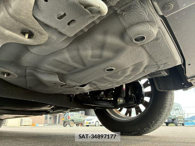 Nissan NOTE 2021-08 7618874-28
