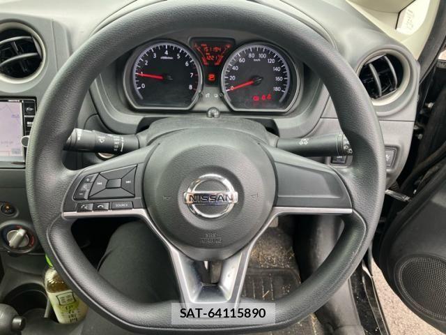 Nissan NOTE 2018-03 7618945-19
