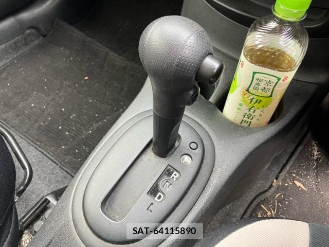 Nissan NOTE 2018-03 7618945-23