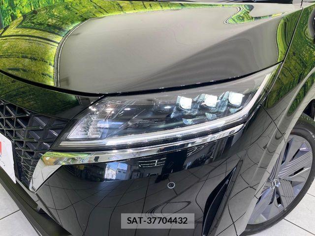Nissan NOTE 2023-12 7618890-12