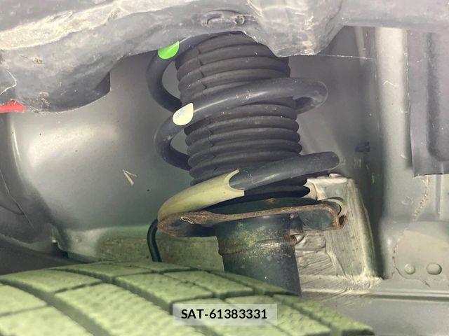 Nissan NOTE 2015-06 7618939-19