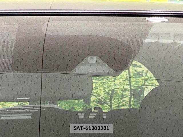 Nissan NOTE 2015-06 7618939-2