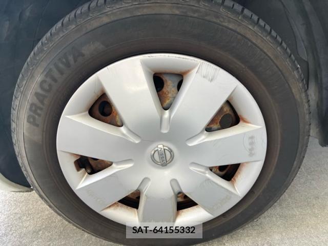 Nissan NOTE 2011-08 7618951-9