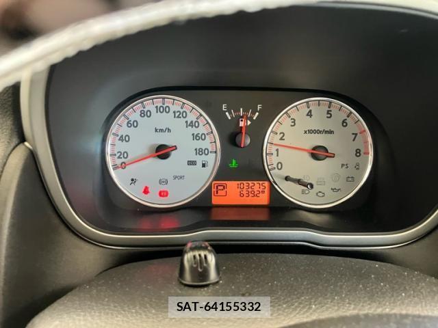Nissan NOTE 2011-08 7618951-15