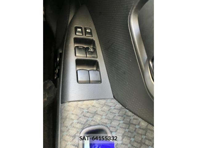 Nissan NOTE 2011-08 7618951-22