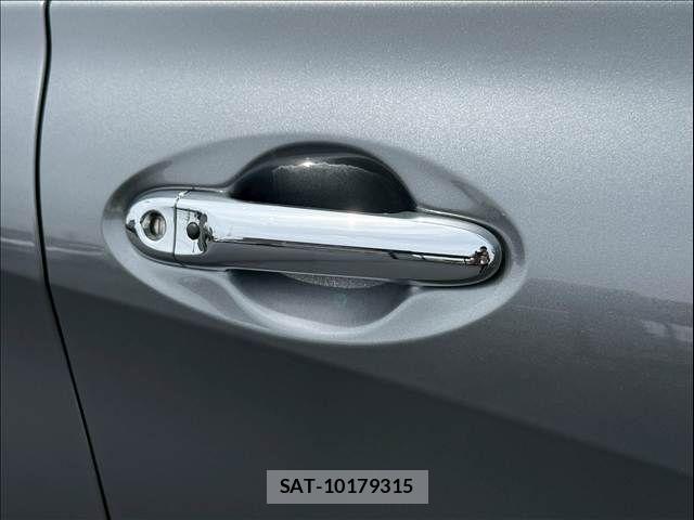 Nissan NOTE 2020-08 7618903-22
