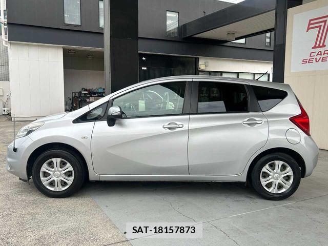 Nissan NOTE 2013-01 7618946-23