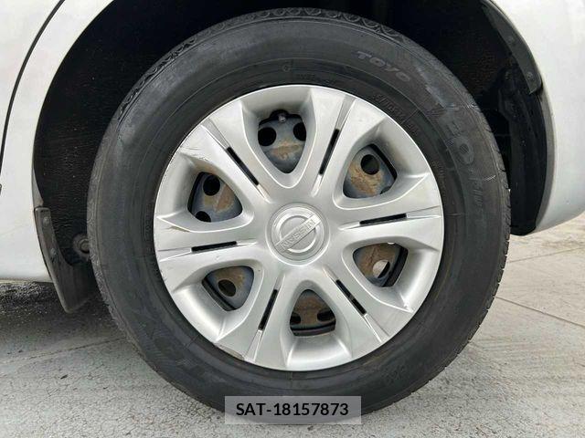 Nissan NOTE 2013-01 7618946-26
