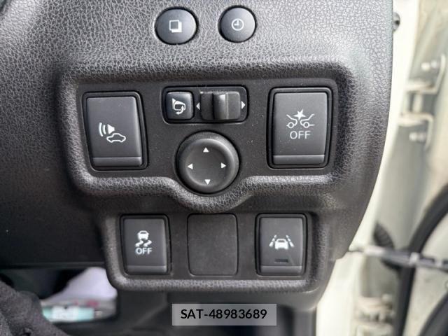 Nissan NOTE 2017-11 7618940-13