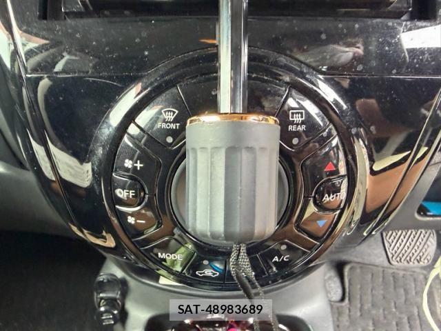 Nissan NOTE 2017-11 7618940-17