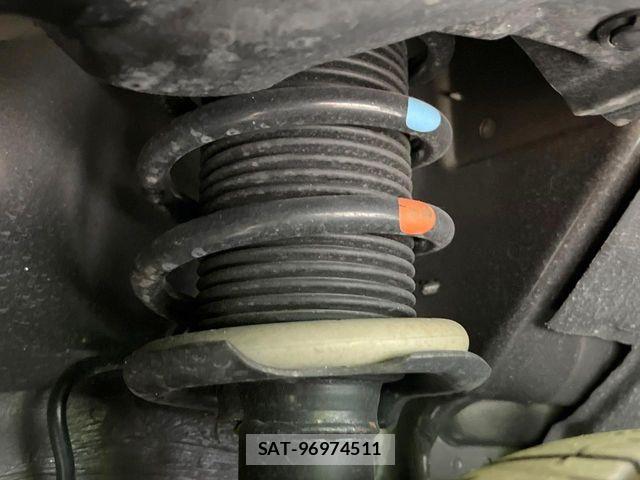 Nissan NOTE 2019-05 7618909-17