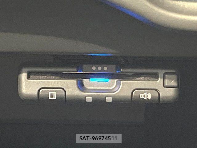 Nissan NOTE 2019-05 7618909-6