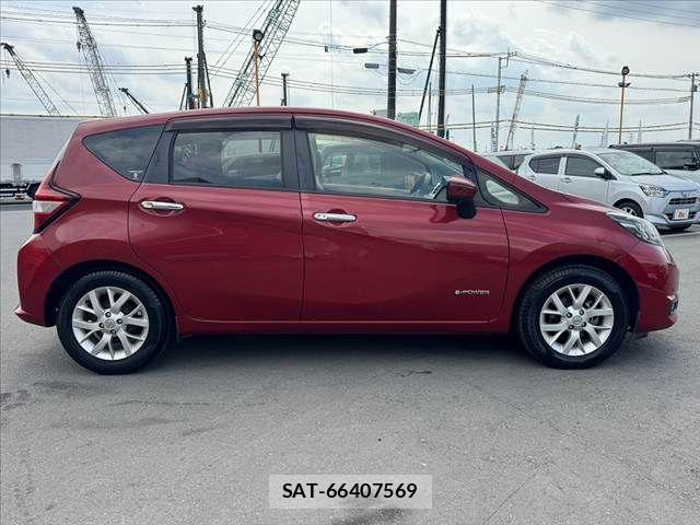 Nissan NOTE 2017-02 7618932-11