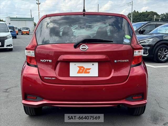 Nissan NOTE 2017-02 7618932-13