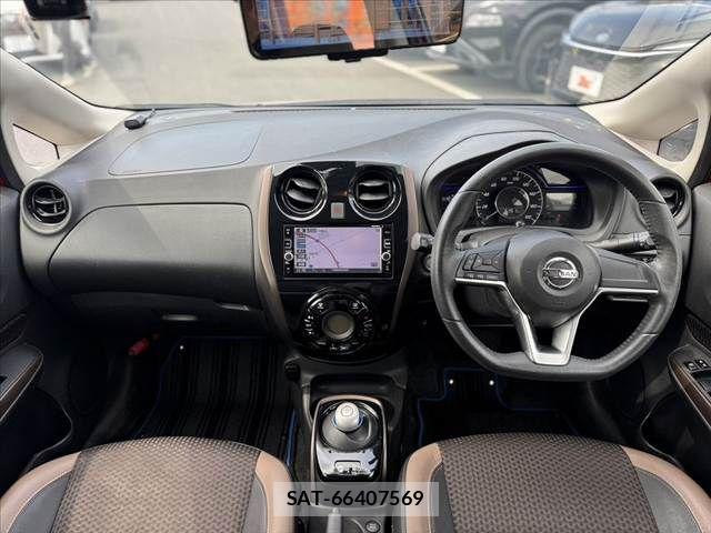 Nissan NOTE 2017-02 7618932-1