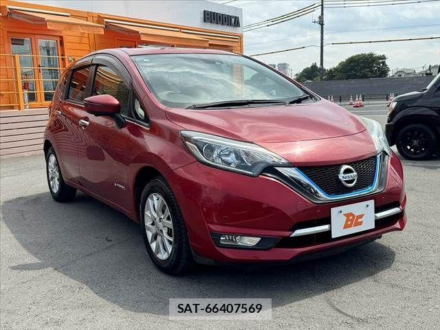 Nissan NOTE 2017-02 7618932-7