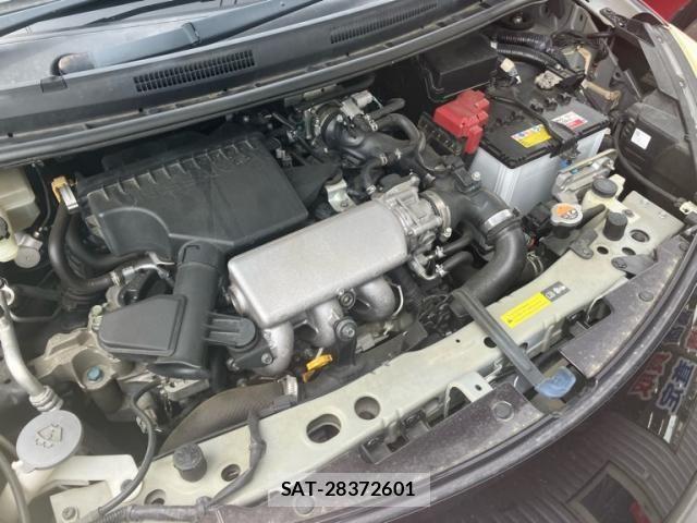 Nissan NOTE 2013-06 7618954-9
