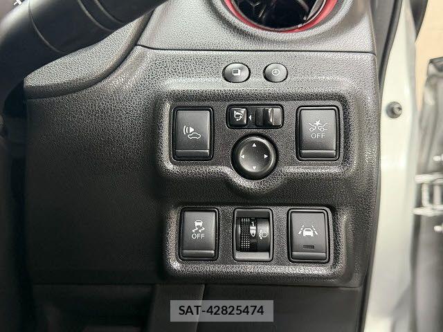 Nissan NOTE 2017-12 7618917-14