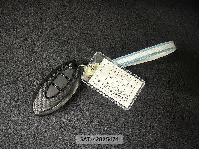 Nissan NOTE 2017-12 7618917-16