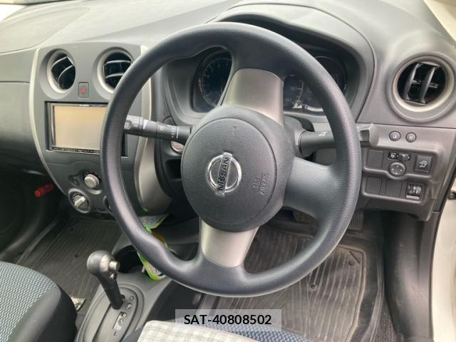 Nissan NOTE 2013-04 7618953-15