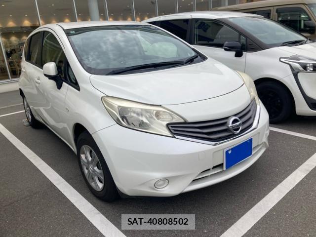 Nissan NOTE 2013-04 7618953-2