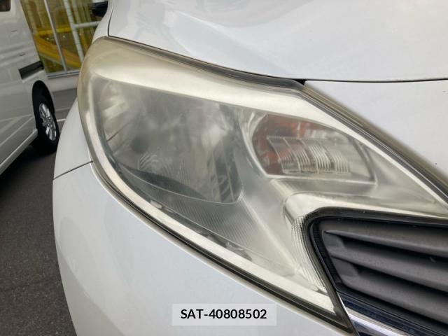 Nissan NOTE 2013-04 7618953-3