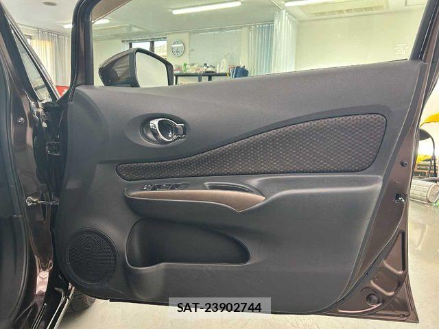 Nissan NOTE 2019-08 7618922-14